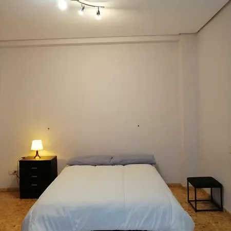 Por Dias Centro בית אירוח *